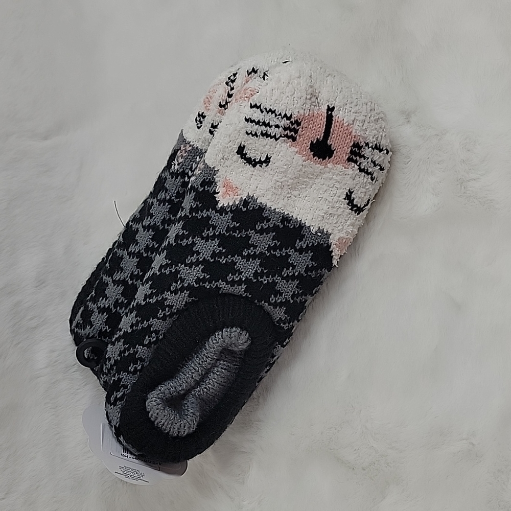 Fuzzy Babba Slipper Cat Slipper Socks Size 9-11